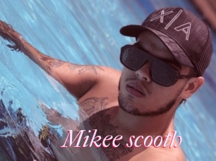 Mikee_scooth